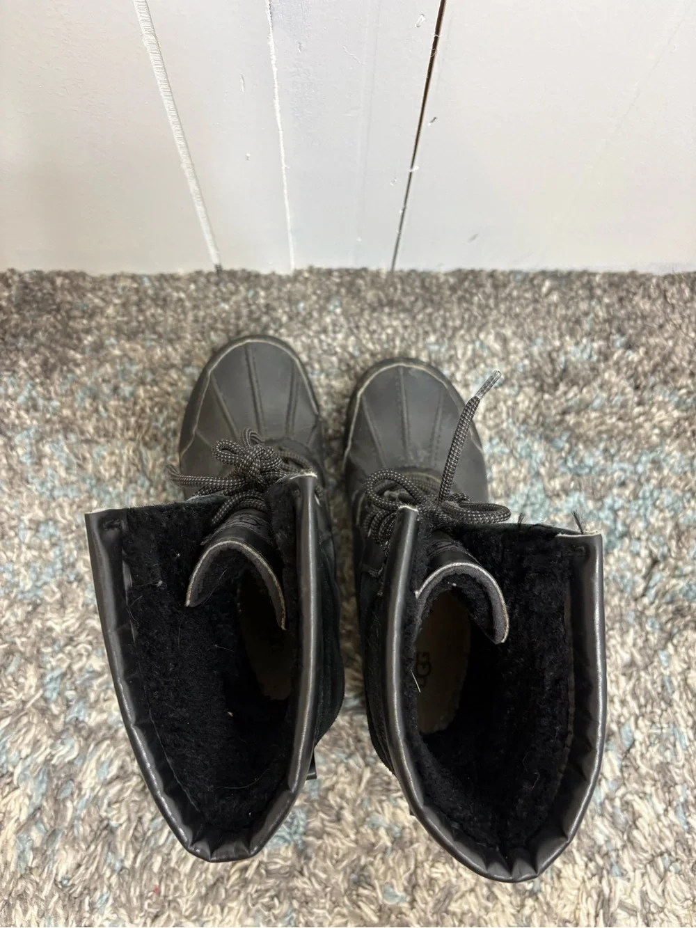 Ugg Boots Kids 4 Butte Lace Up Tall Thinsulate Waterproof All Black Winter